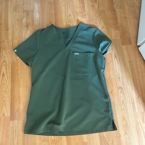 Figs XS green Catarina top used